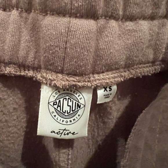 brown pacsun shorts - Picture 3 of 3